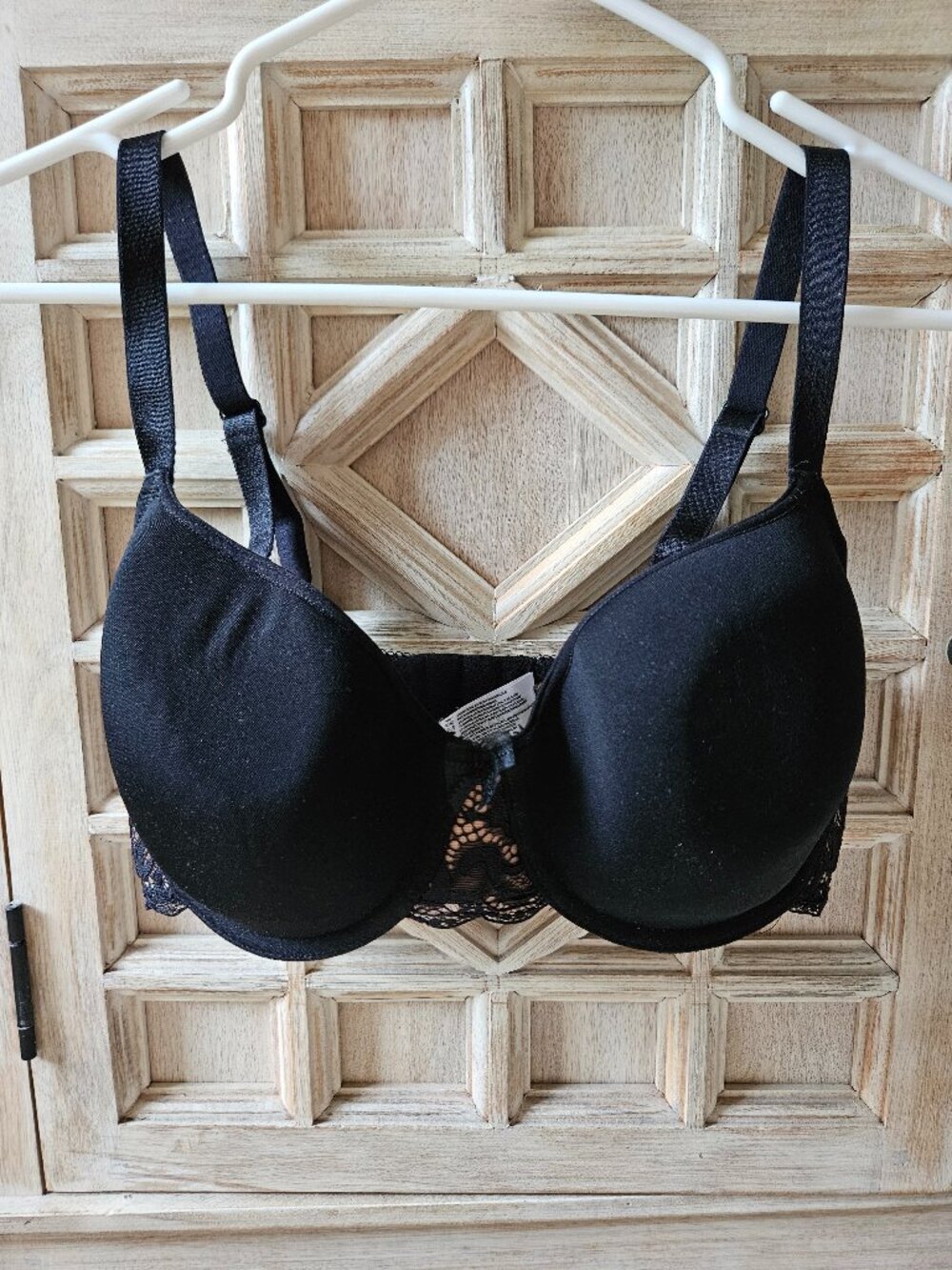 Wacoal Black Underwire Bra 36D Back Closure Lace Details